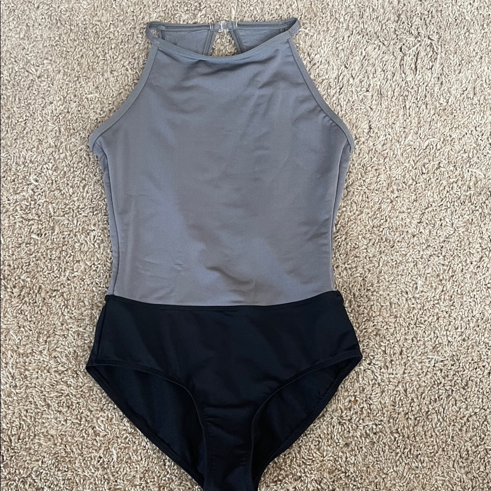 Mariia Crown women’s grey/black keyhole back leotard, XS